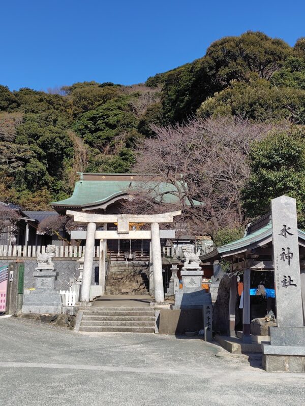 水神社